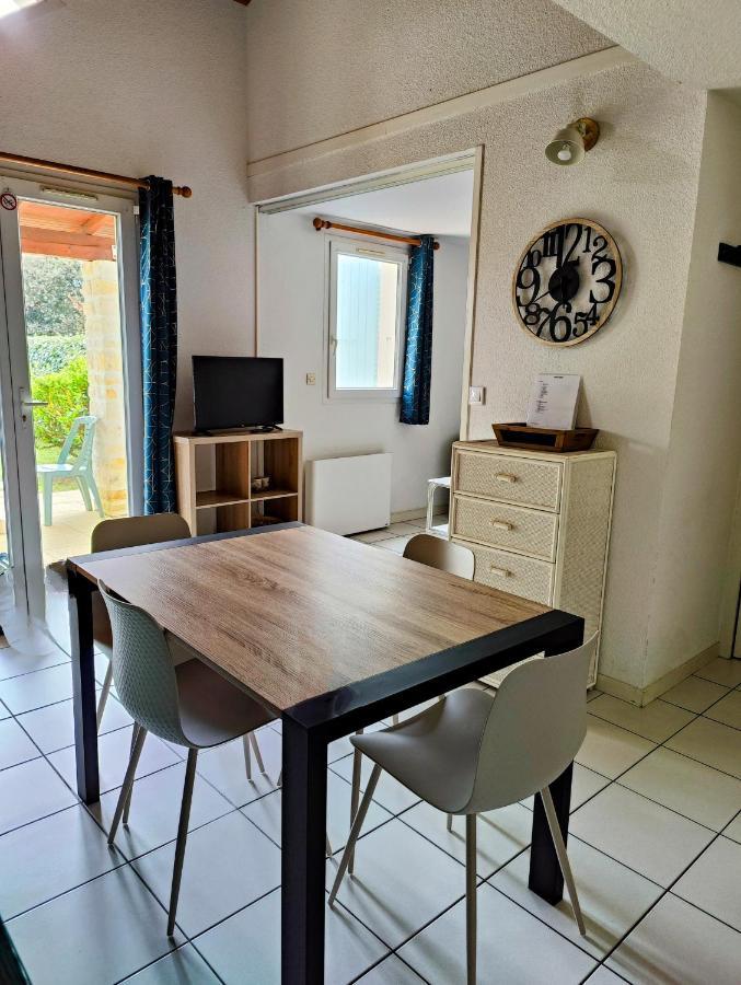 Villa "Les Jardins De Saint Palais Sur Mer" Екстер'єр фото